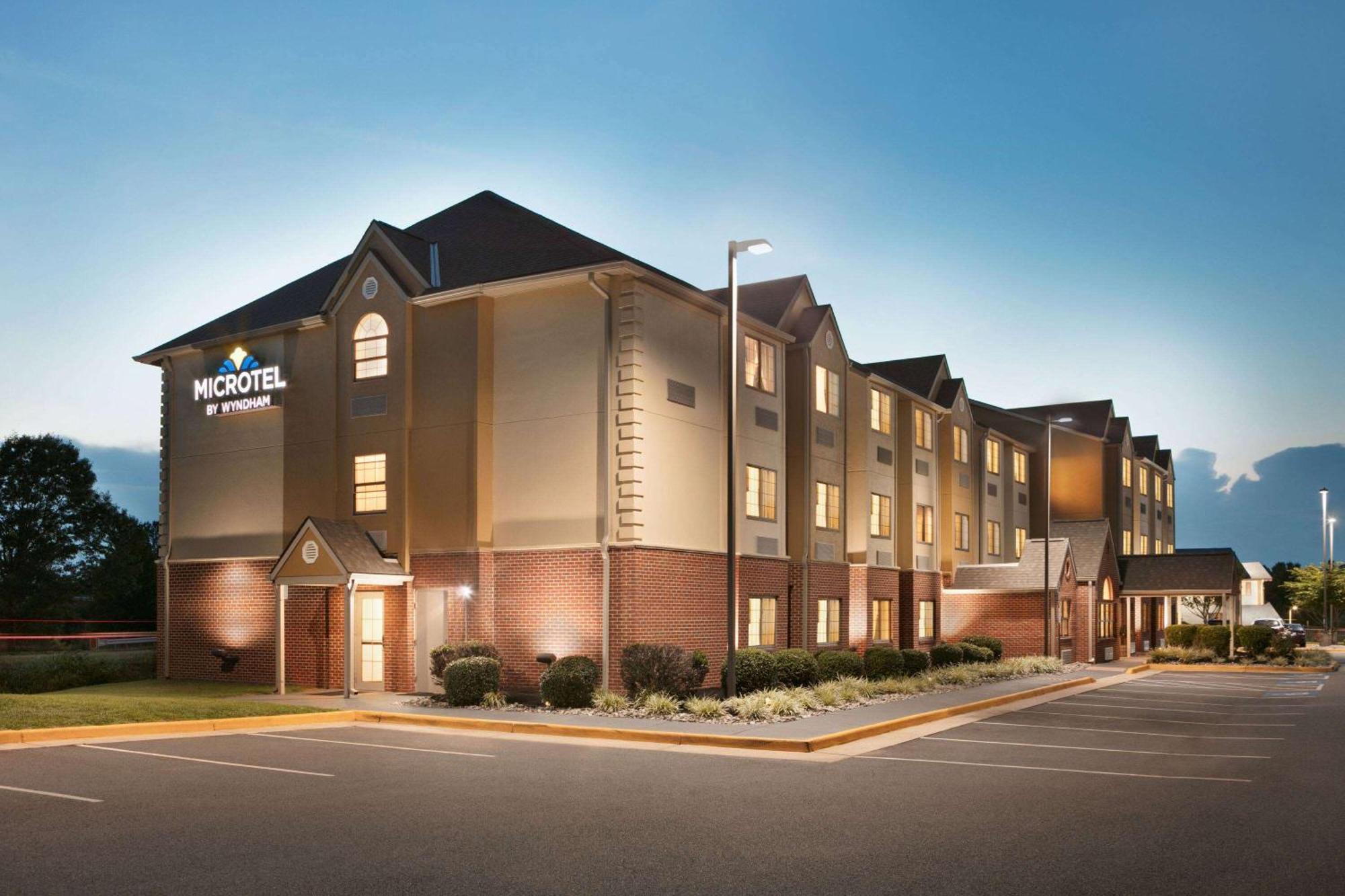 Microtel Inn & Suites By Wyndham Culpeper Exterior foto