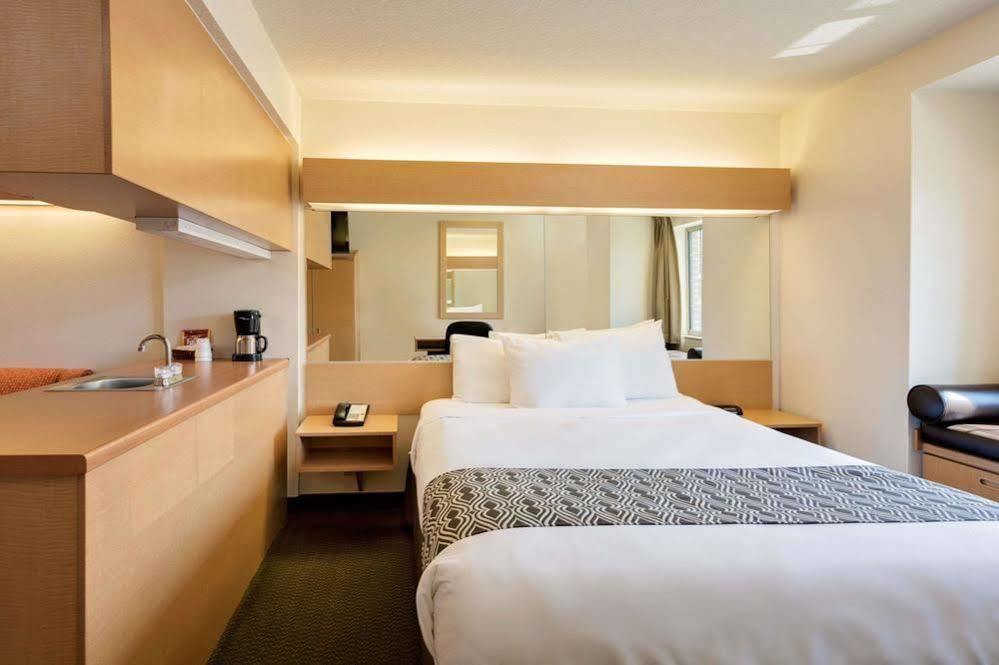 Microtel Inn & Suites By Wyndham Culpeper Exterior foto